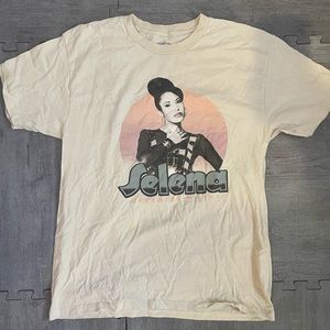 Selena ‘Dreaming of you’ -shirt. Woman’s size Large.